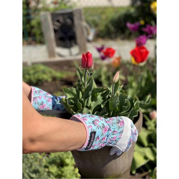 Watson Gloves Other - Watson Medium Floral Gardening Gloves